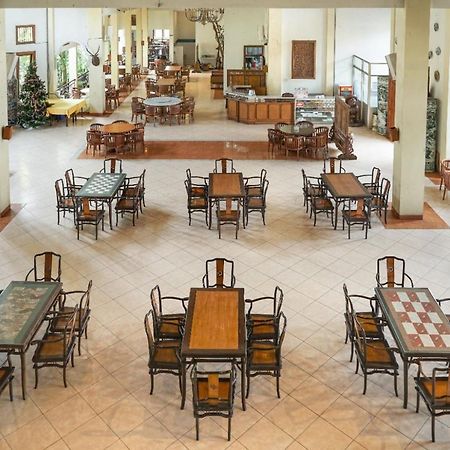 Front One Resort Indraloka Temanggung Ngoại thất bức ảnh